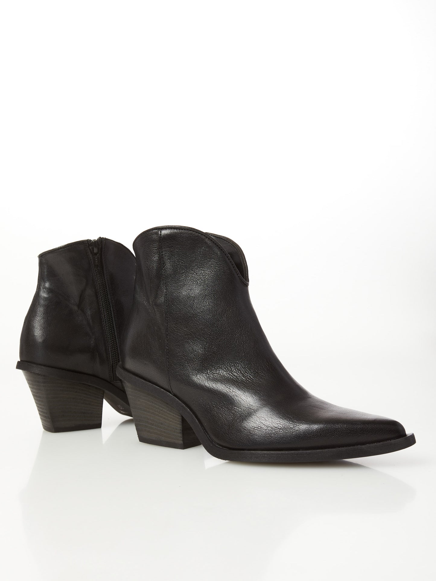 Black Leather Short Cowboy Boots